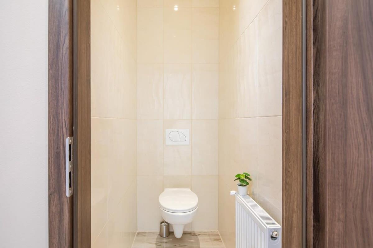 Ultra - New - Quiet Sleep Apartamento Budapeste